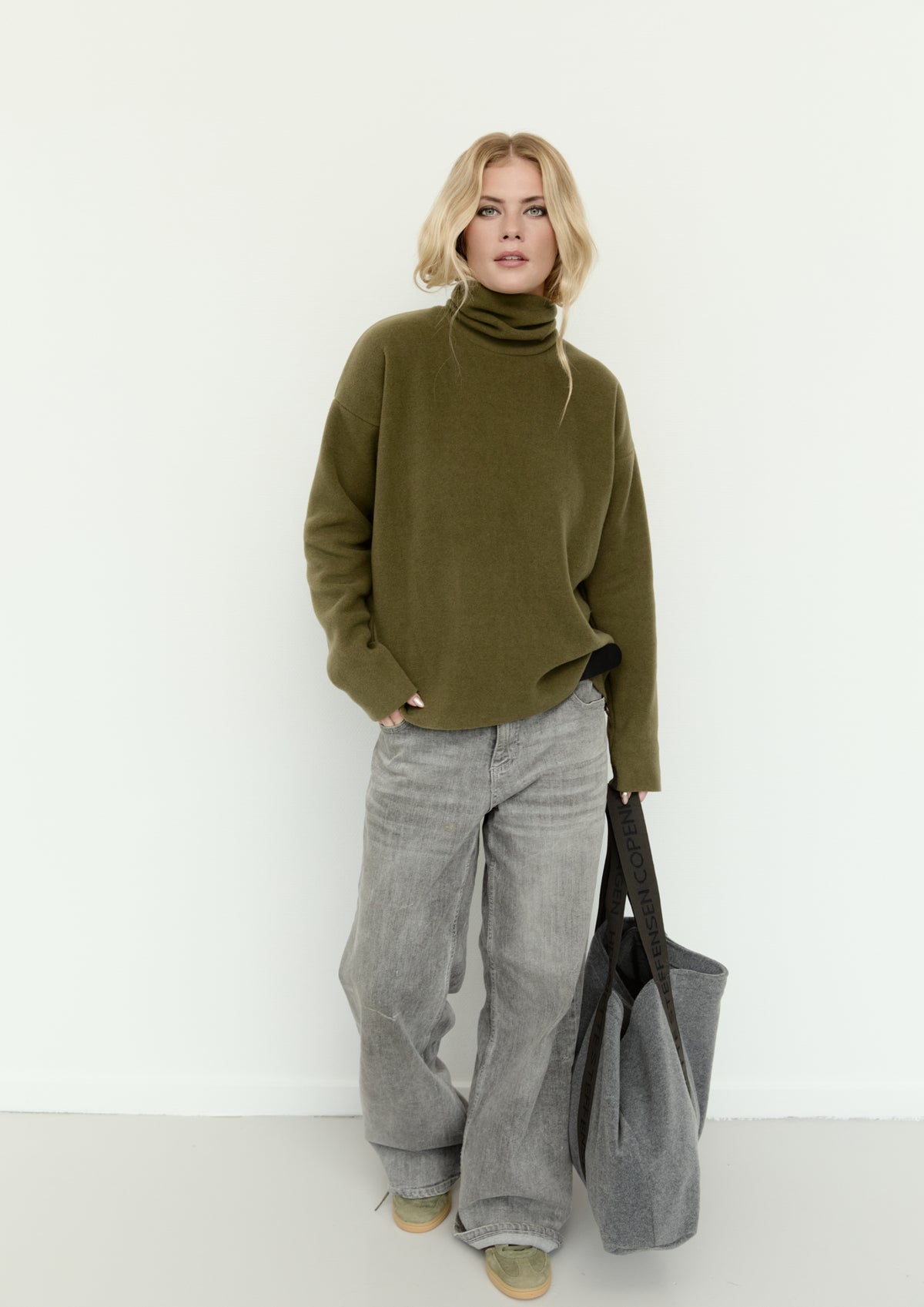 HENRIETTE STEFFENSEN COPENHAGEN BLUSE HOHER KRAGEN - 1360 BLUSER MOSS 611