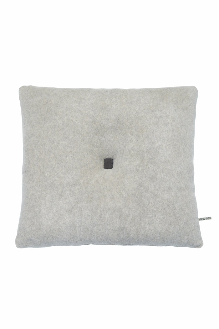 HENRIETTE STEFFENSEN COPENHAGEN NO WASTE KISSEN - 4083 HOME SAND 805