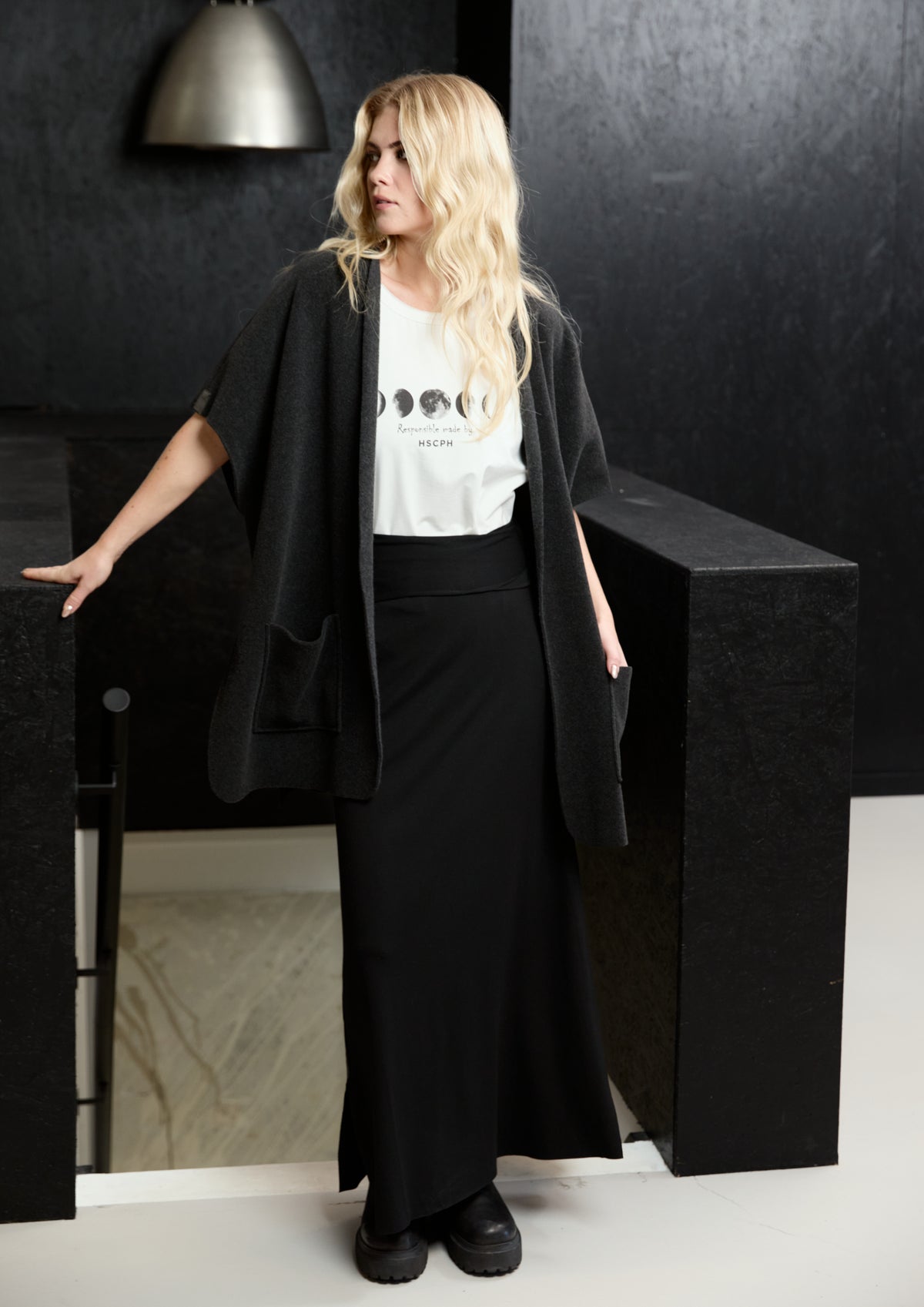 HENRIETTE STEFFENSEN COPENHAGEN LANGE WESTE - 7177 VESTS SOFT BLACK 914