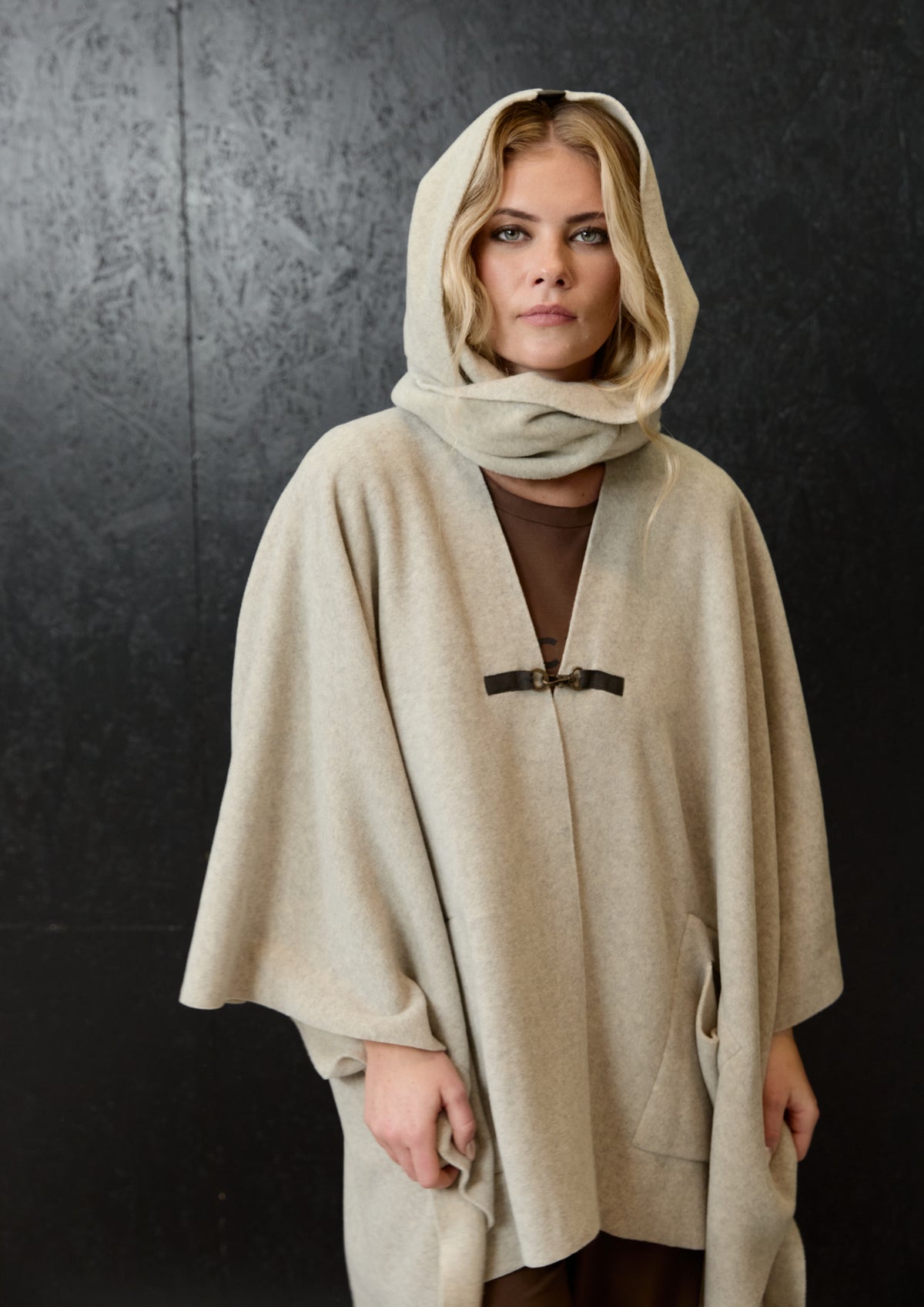 HENRIETTE STEFFENSEN COPENHAGEN SCARF MIT MÜTZE - 4127 SCARFS SAND 805