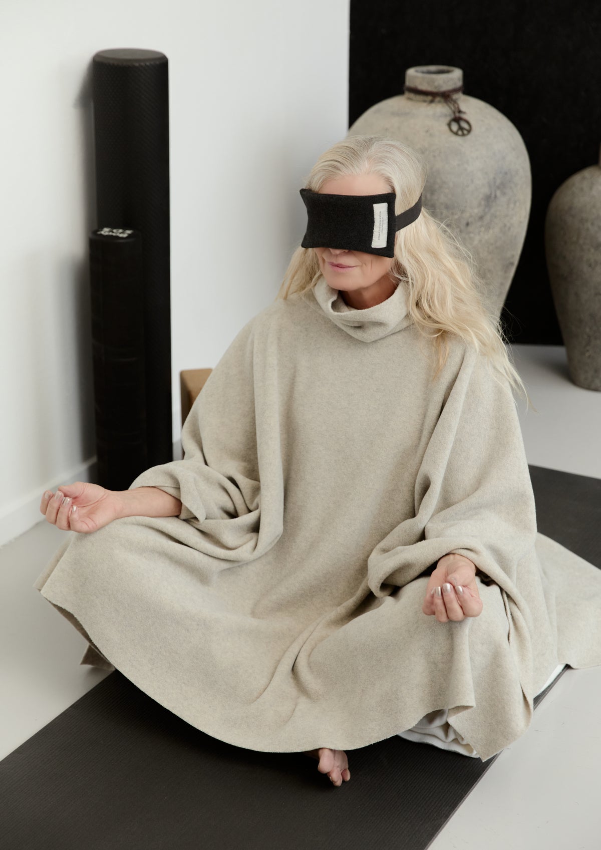 HENRIETTE STEFFENSEN COPENHAGEN SCHLAFMASKE - 4108 L & S ACCESSORIES SOFT BLACK 914