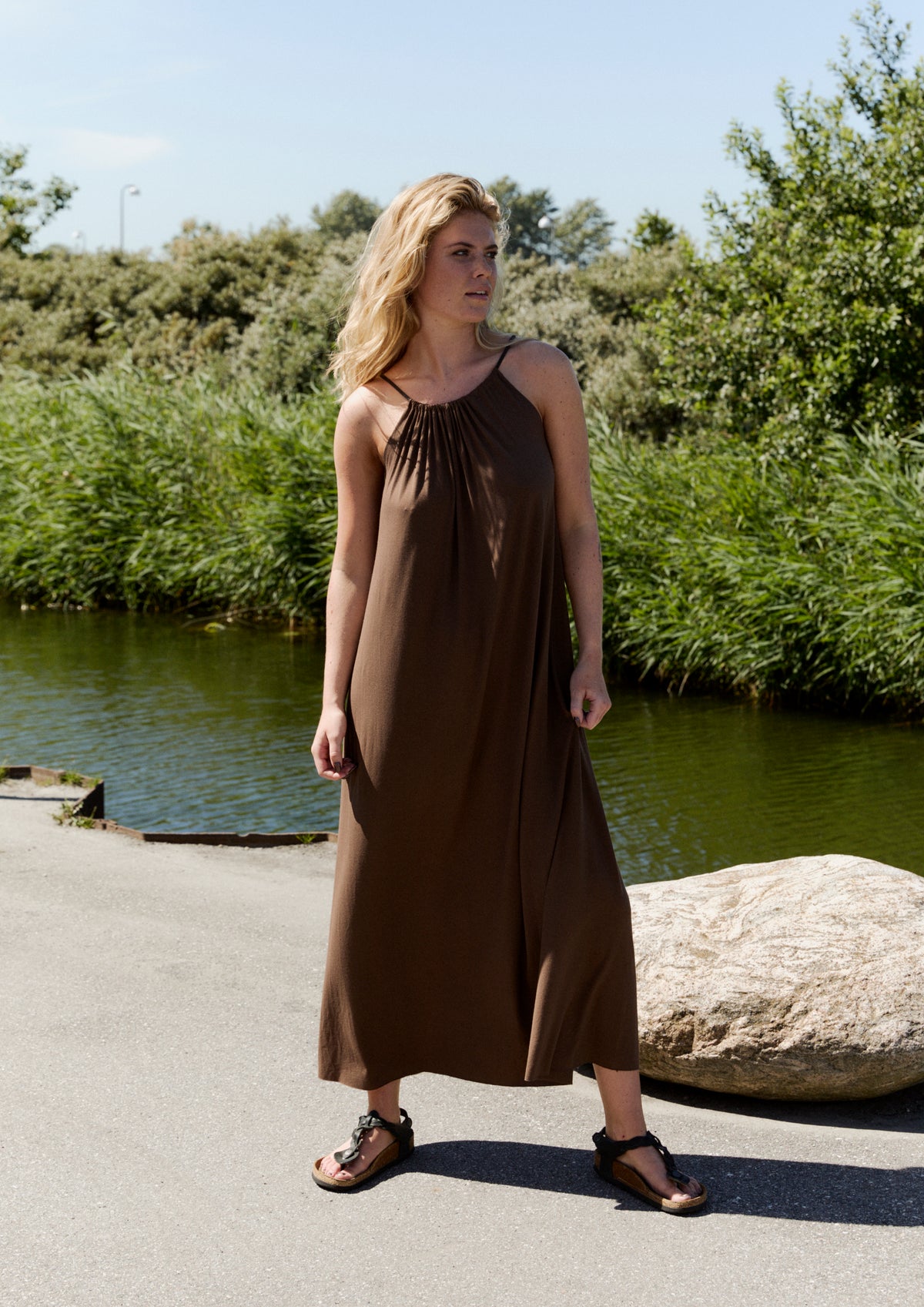 HENRIETTE STEFFENSEN COPENHAGEN TRÄGERKLEID - 98069 KJOLER CHOCOLATE 844